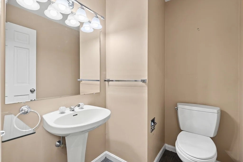 Photo of 9 Hammersmith Dr