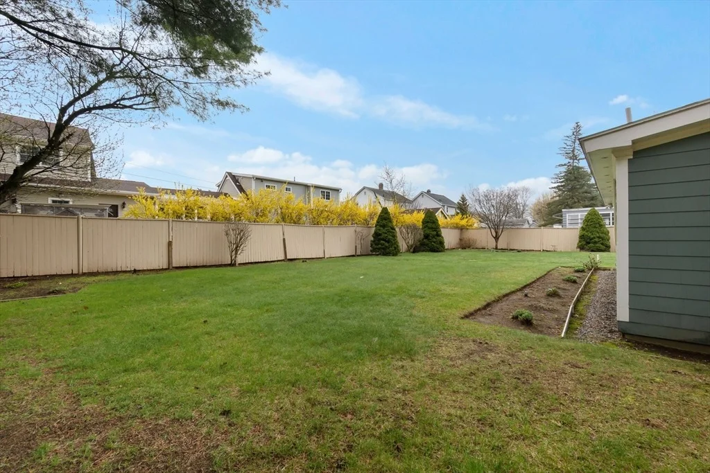 Photo of 2 Standish Road