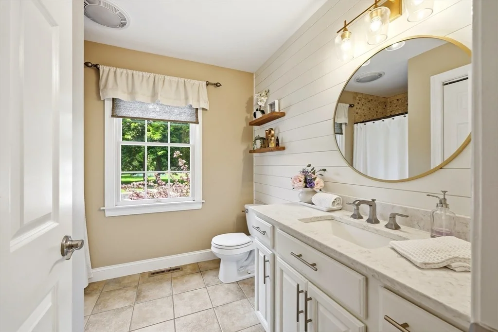 Photo of 27 Steepleview Dr