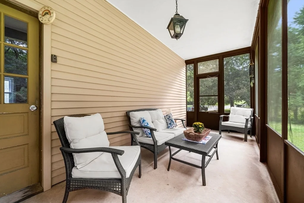 Photo of 16 Crown Rd