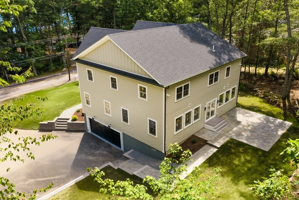 Photo of 87 Lakeview Street