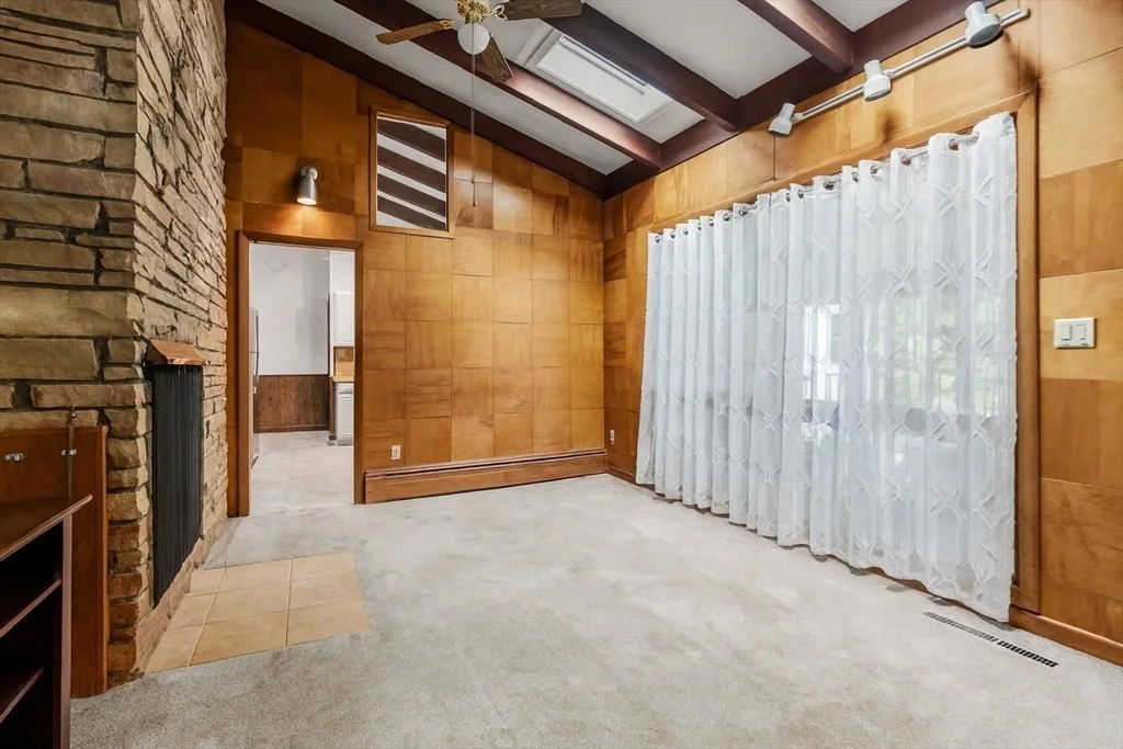 Photo of 11 Highland Cir