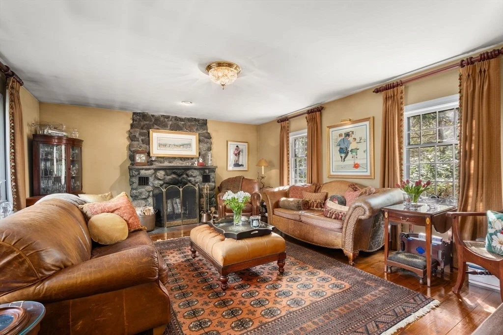 Photo of 167 Conant Rd