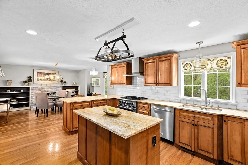 Photo of 72 Satuit Trail