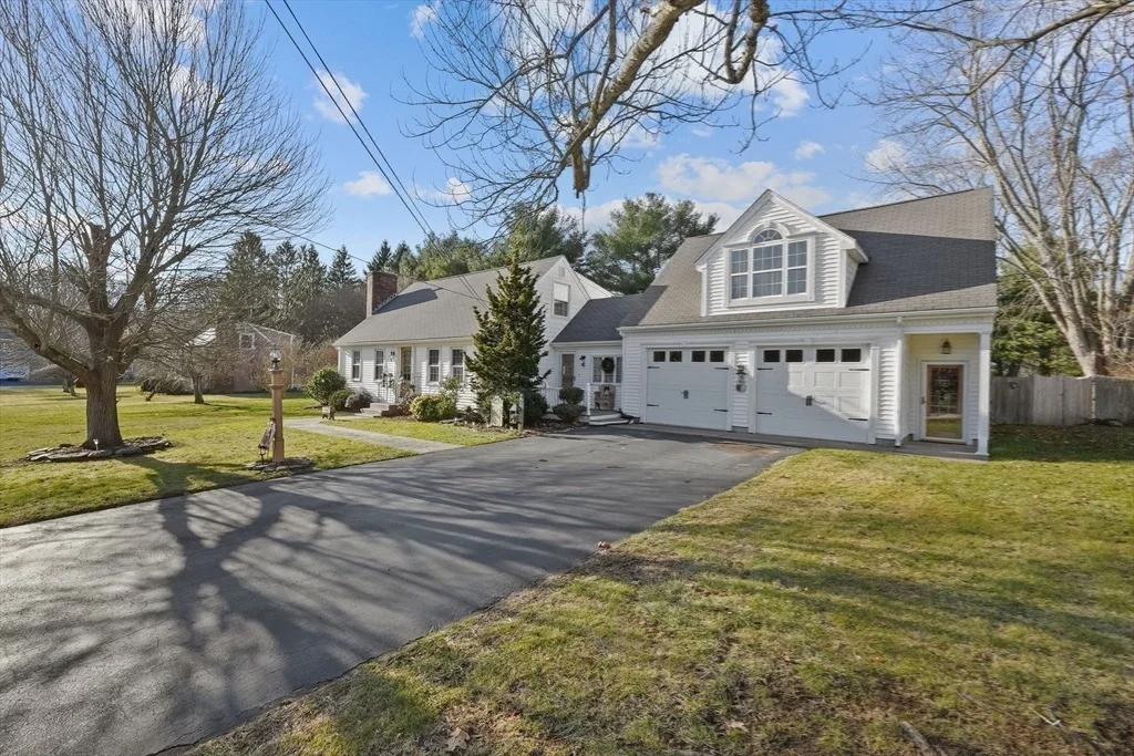 Photo of 22 Summer Dr
