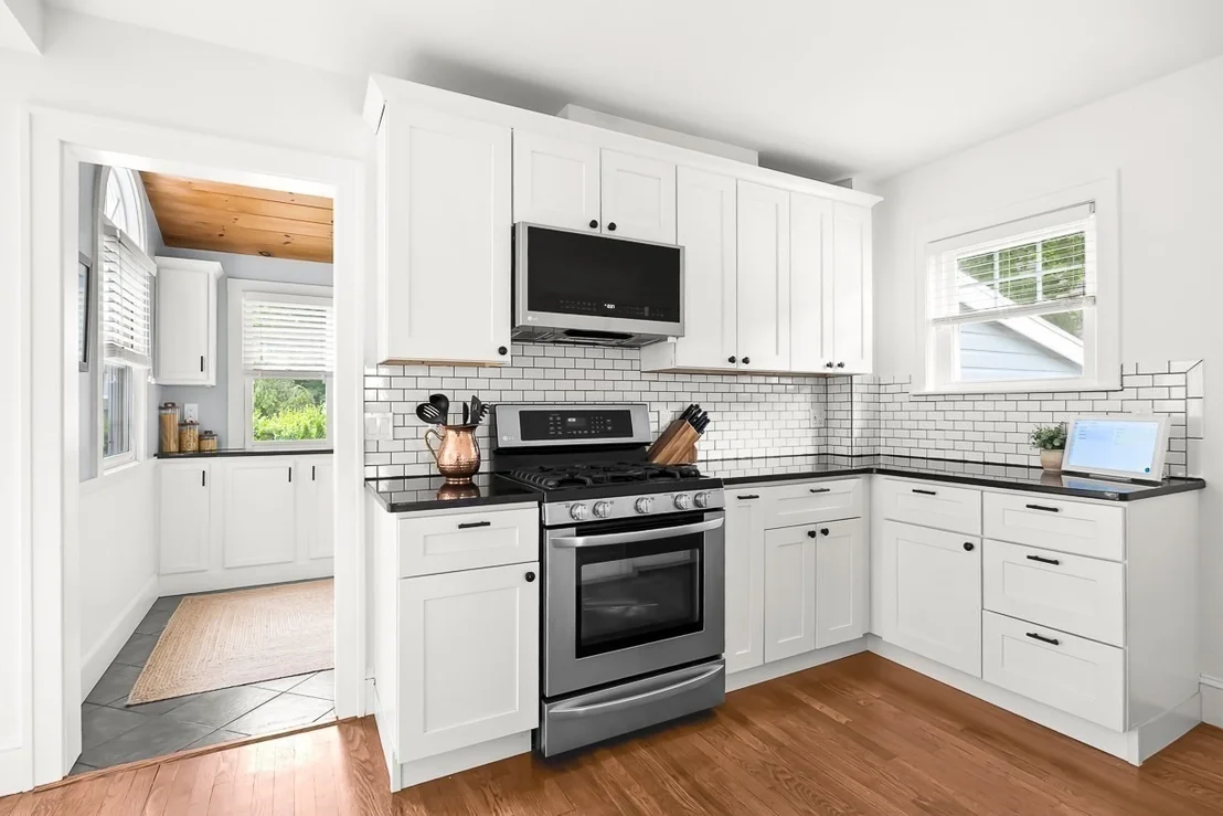 Photo of 297 Woburn Street