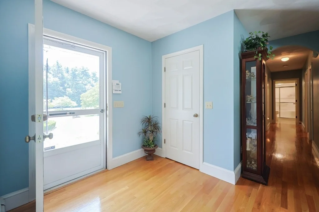 Photo of 46 Pondview Circle