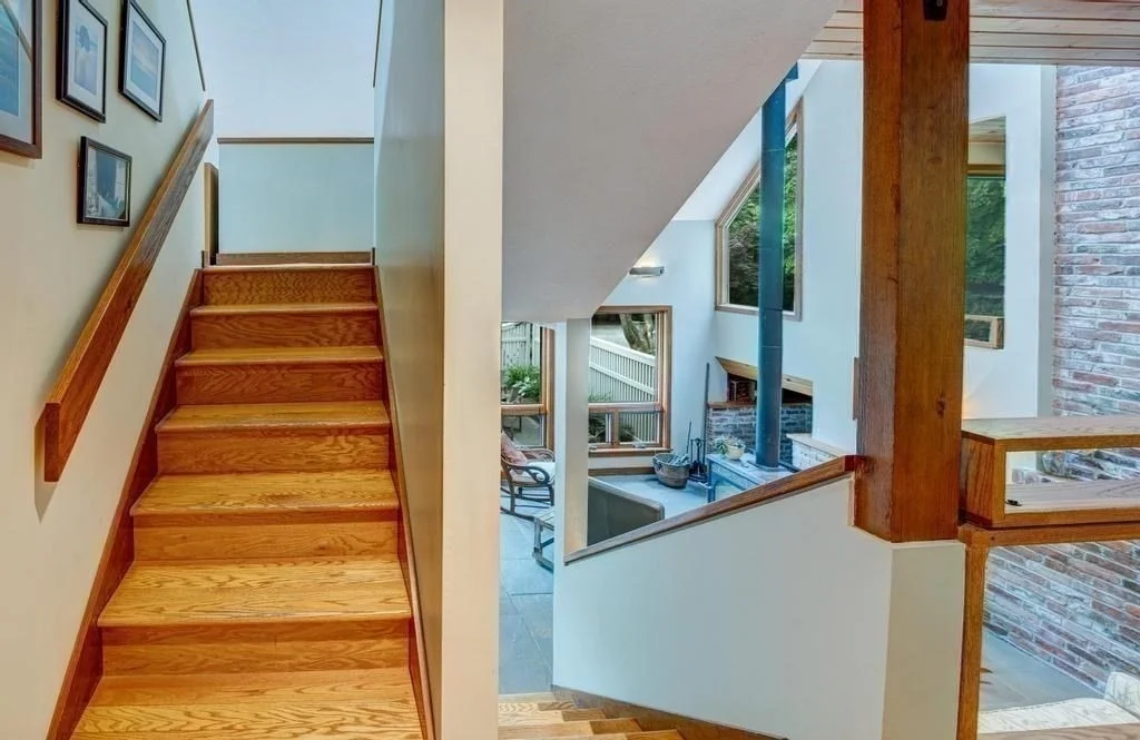 Photo of 40 Bicentennial Way