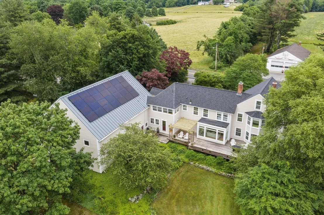 Photo of 230 Still River Rd