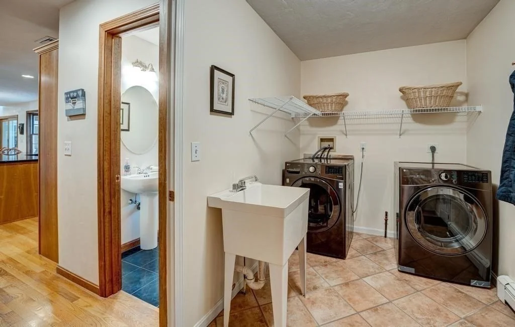 Photo of 8 Maddy Ln