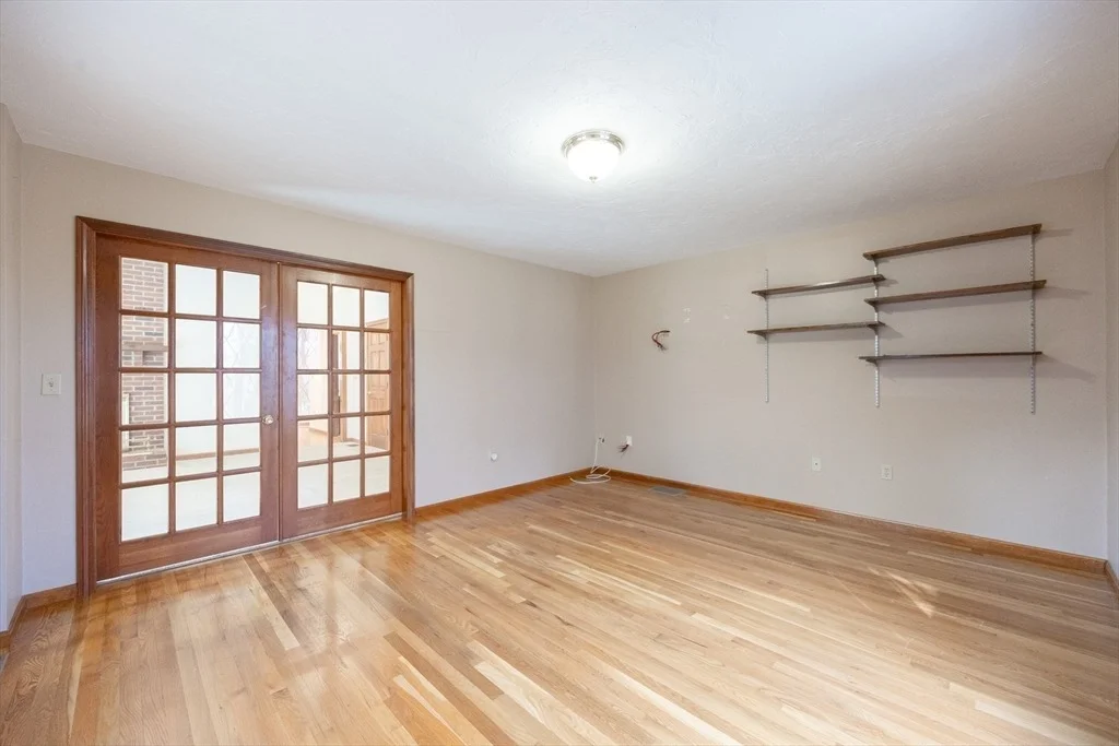 Photo of 16 Oak Tree Drive