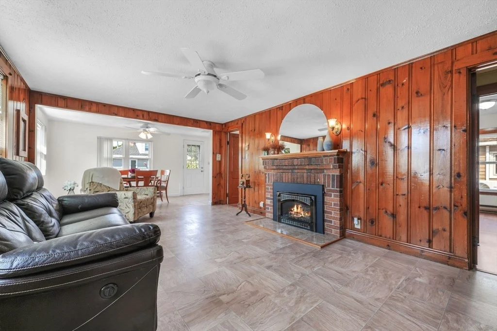 Photo of 8 Barnes St