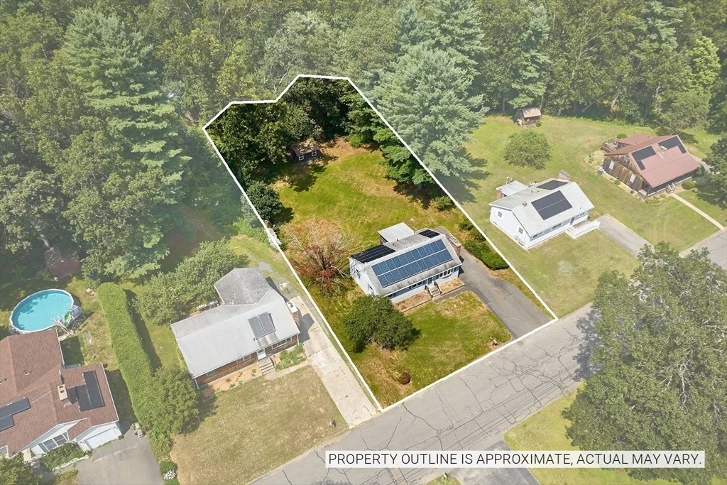 Photo of 15 Evans Ave