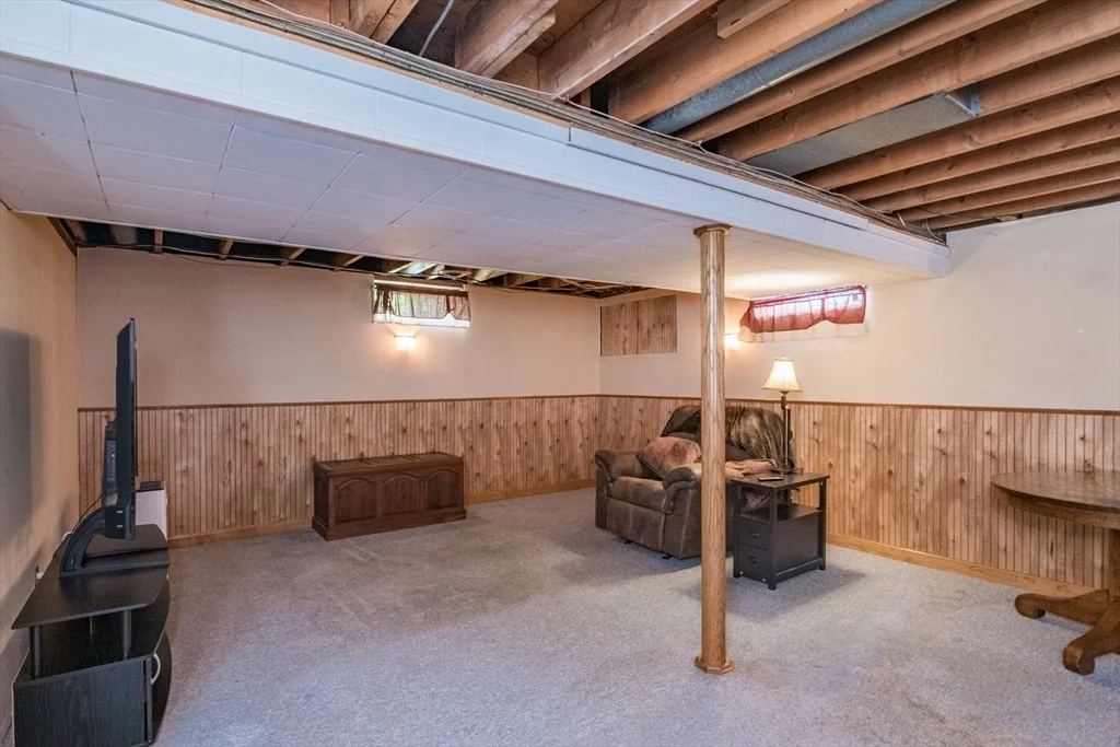 Photo of 12 Daniel Dr