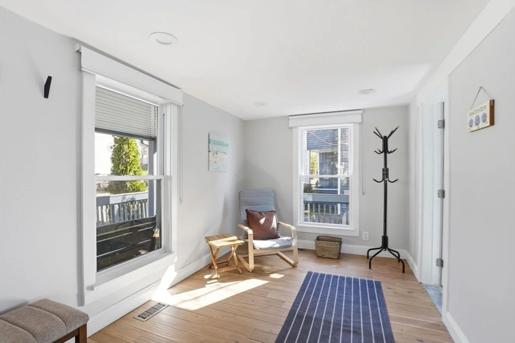 Photo of 49 Bay Street
