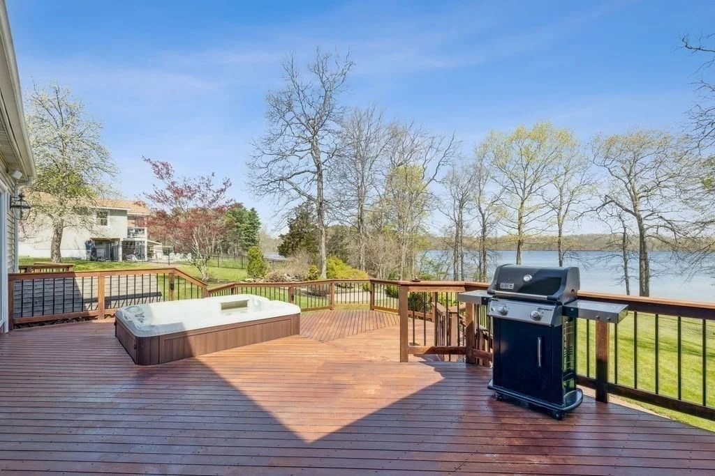 Photo of 38 Reservoir Dr