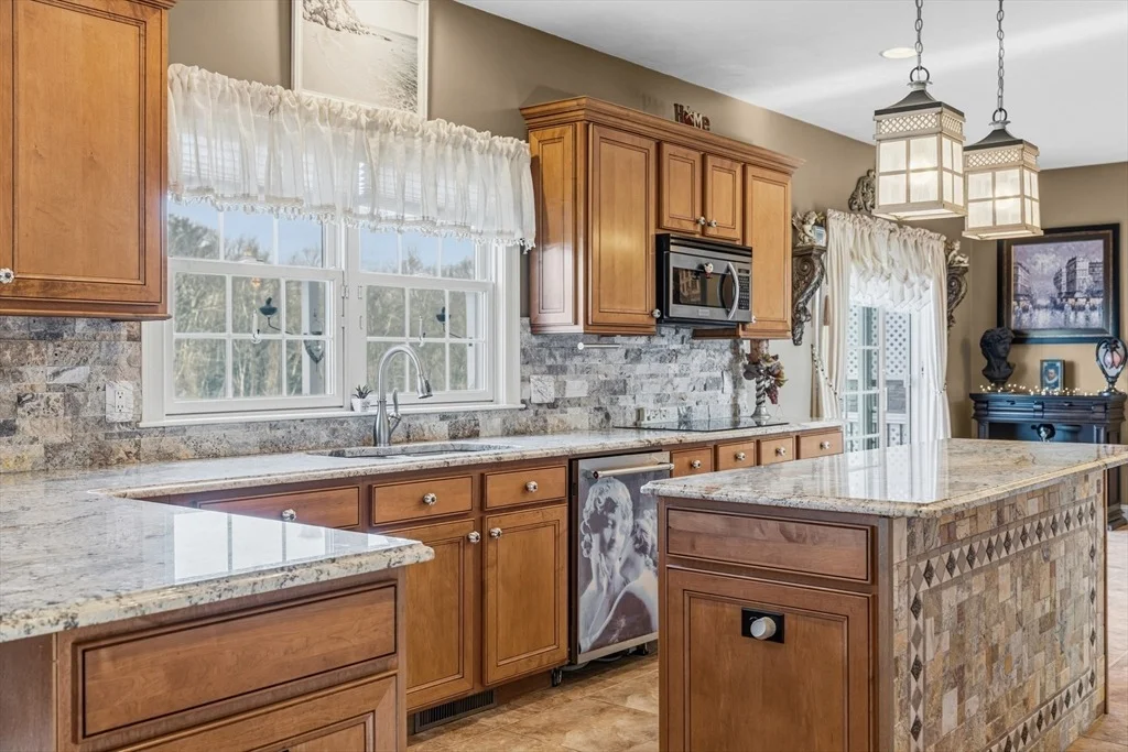 Photo of 6 Meadowlark Drive