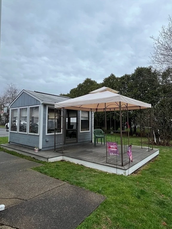 Photo of 103 Davis St