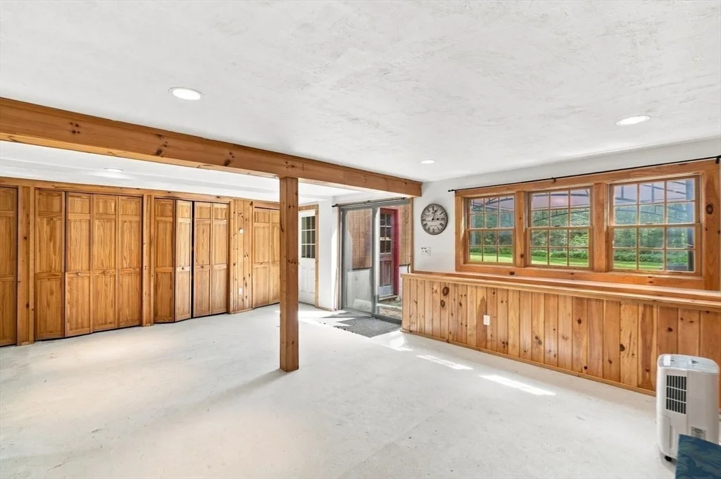 Photo of 100 Pine St