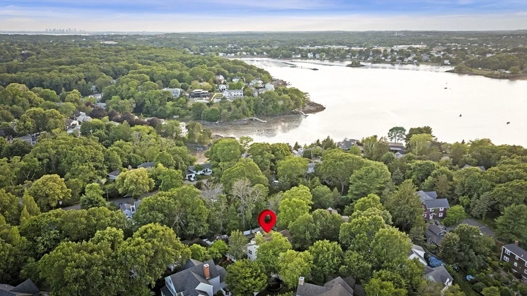 Photo of 1 Westport Ln