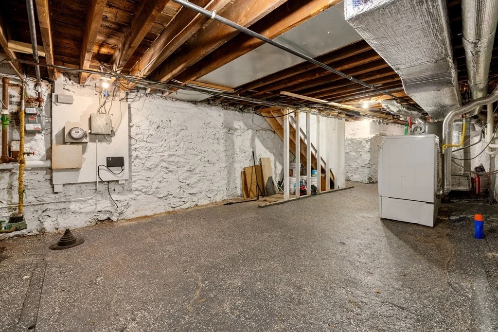 Photo of Unit A at 129 Sutherland Road