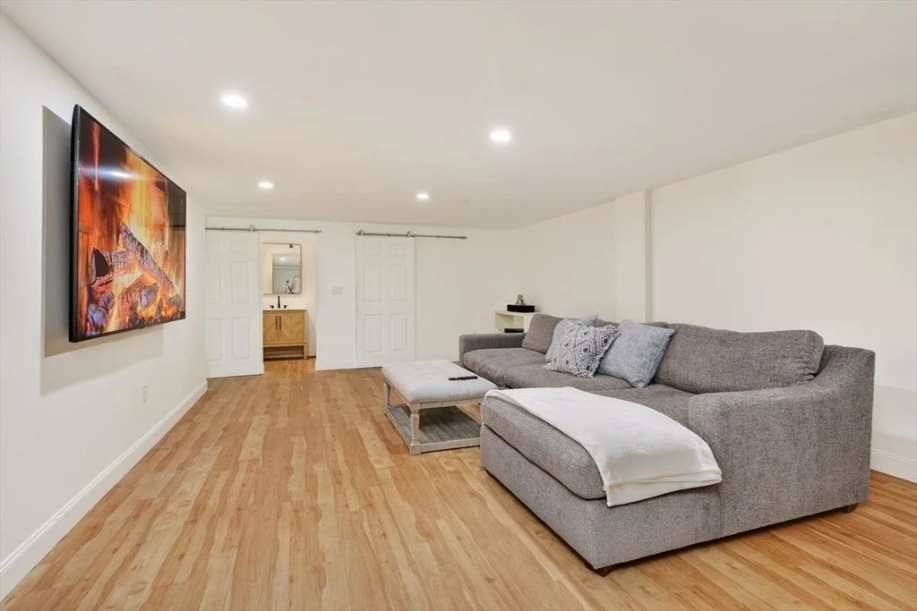 Photo of 264 River Street
