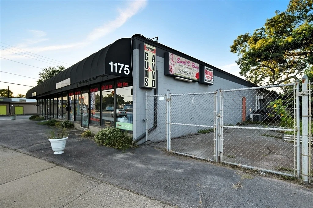 Photo of 1175 Post Road
