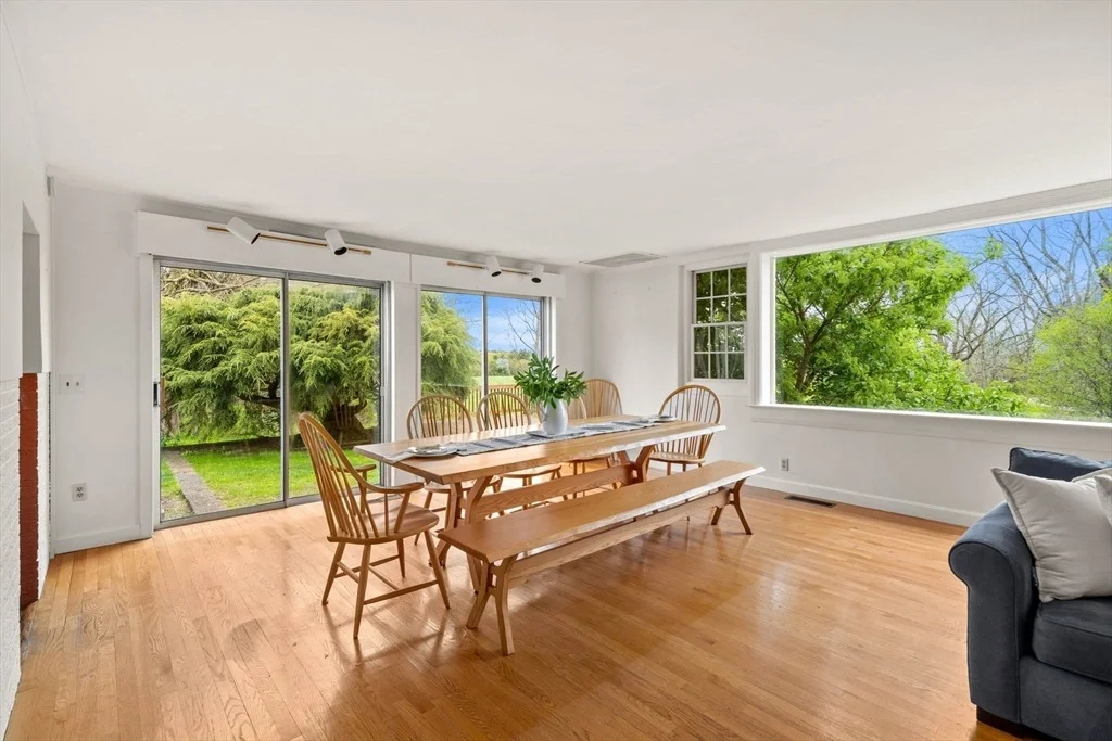 Photo of 63 Long Hill Rd