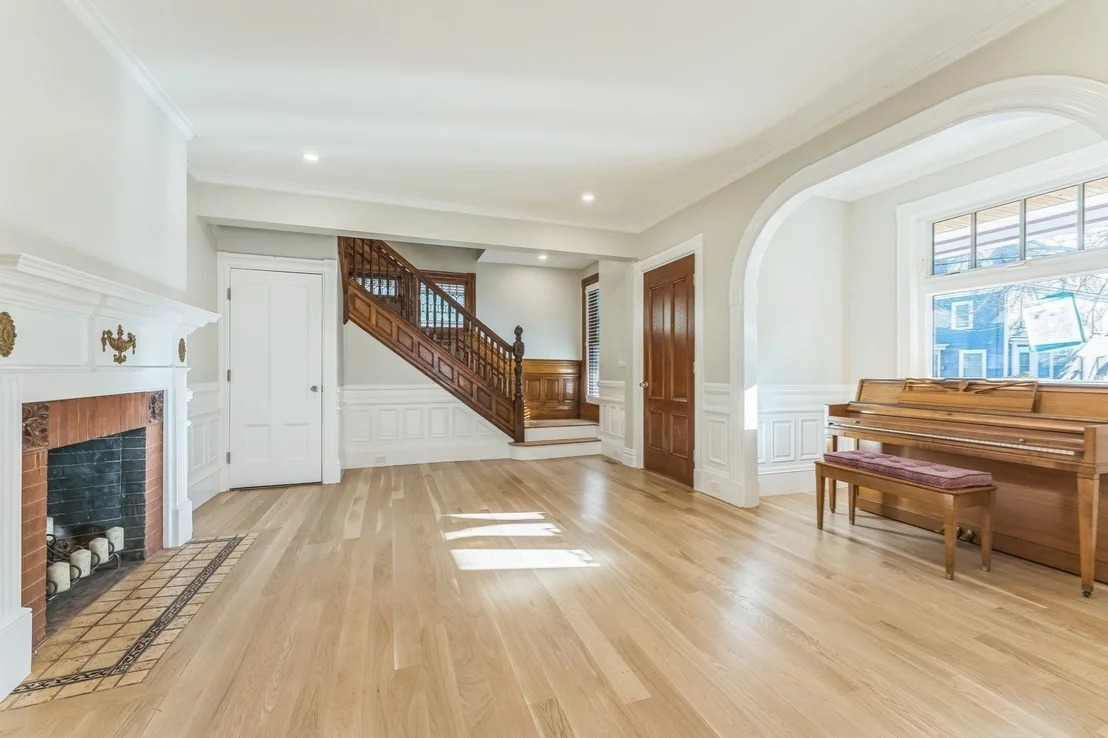 Photo of 220 Aspinwall Ave