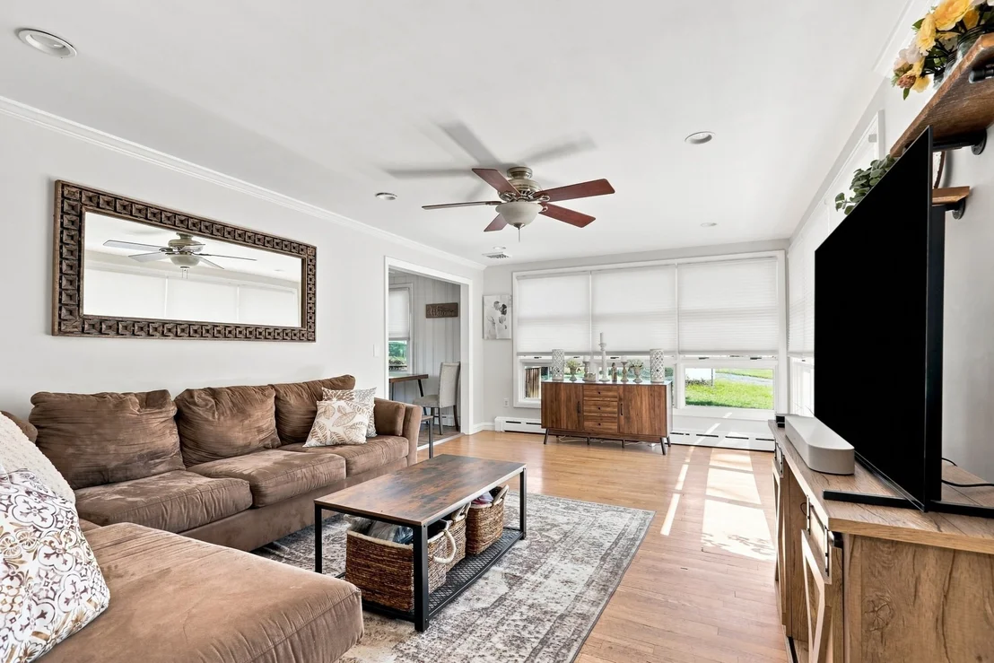 Photo of 3 Tyler St.