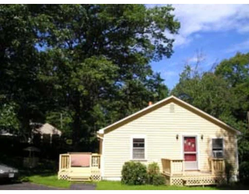 Photo of 960 Lowell Rd.