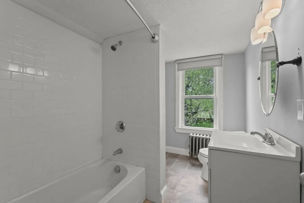 Photo of 26 Bacon Sq