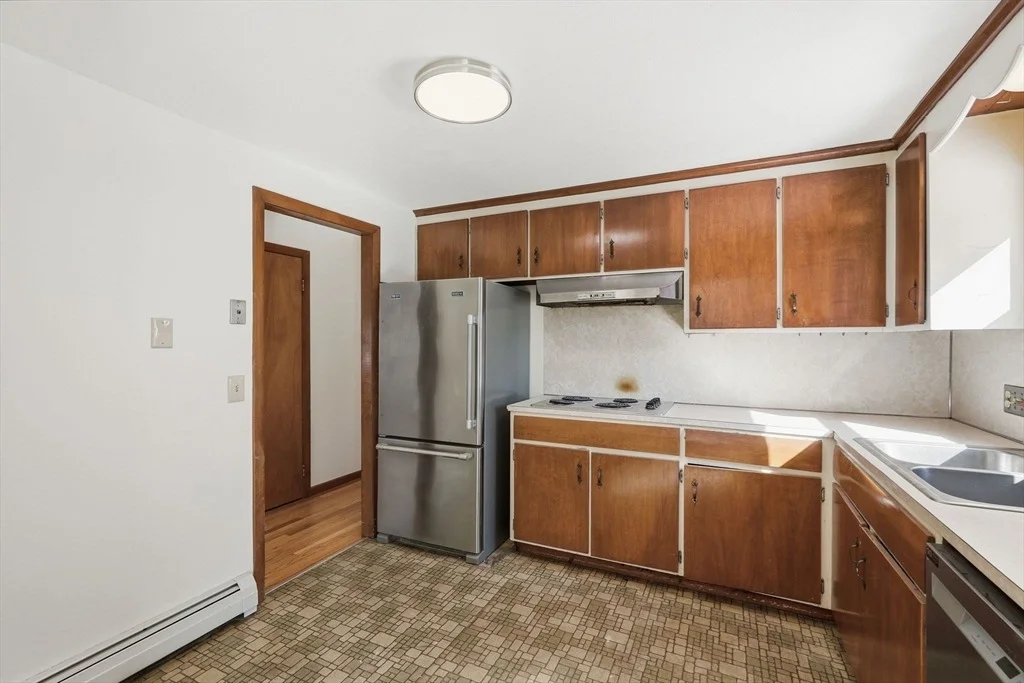 Photo of 132 Pondview Dr