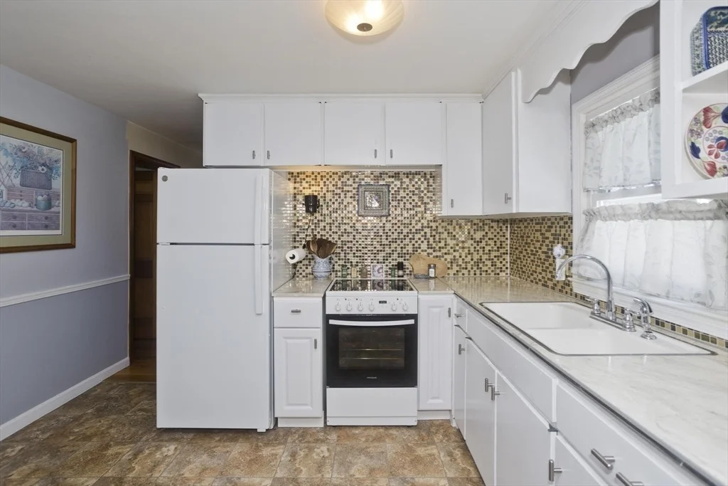 Photo of 854 Grayson Dr