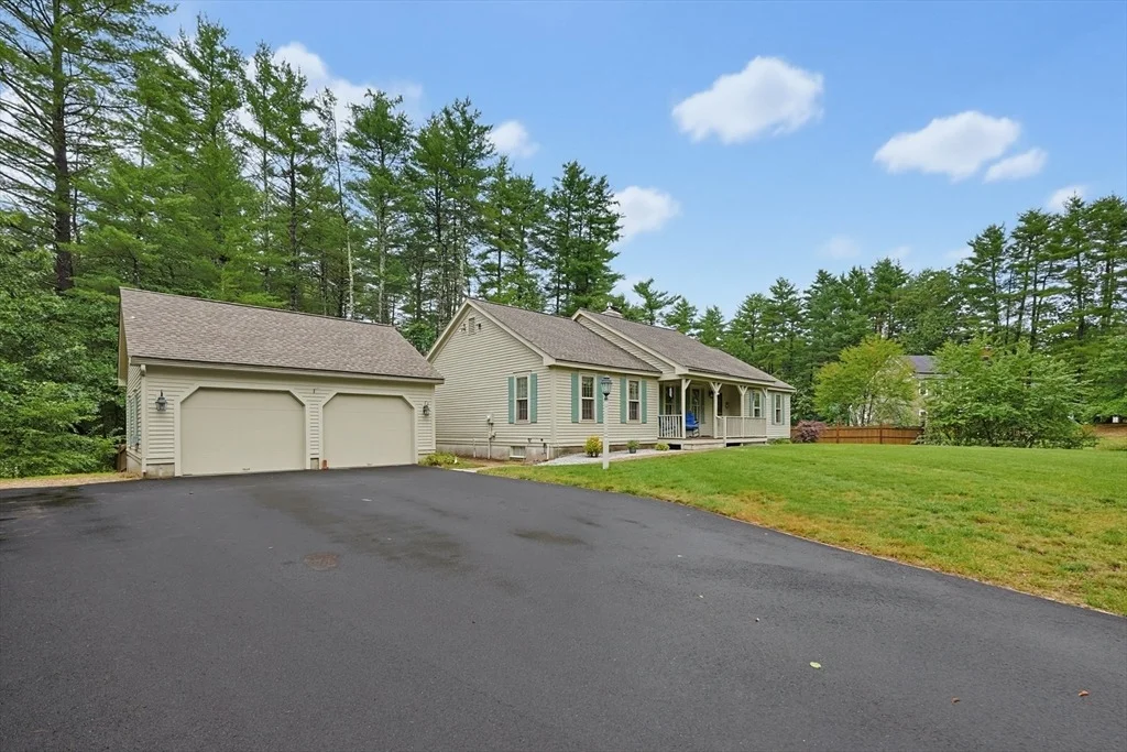 Photo of 14 Pheasant Ridge Rd