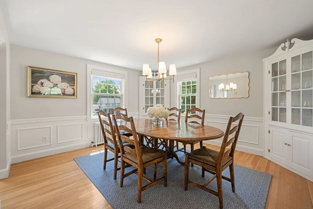 Photo of 37 Salisbury Dr