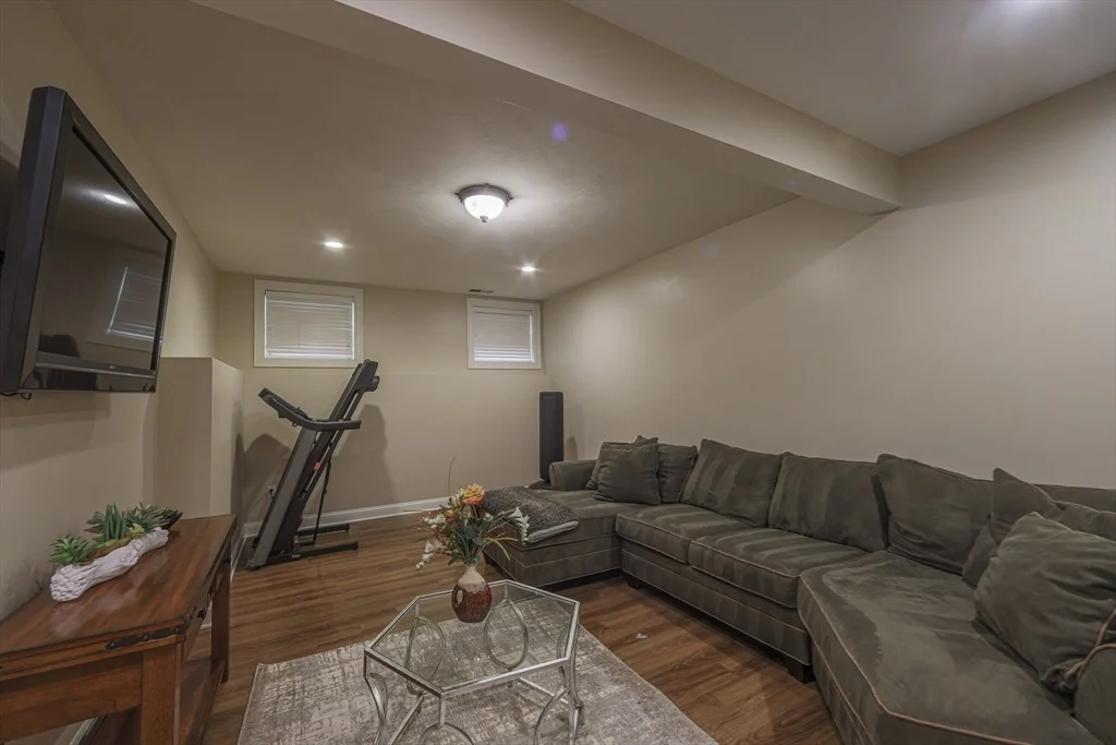 Photo of 61 Tamarack Rd