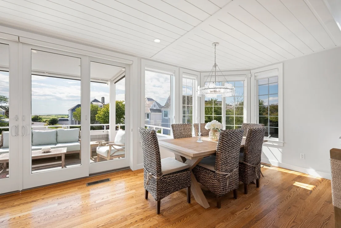 Photo of 122 Shore Drive West