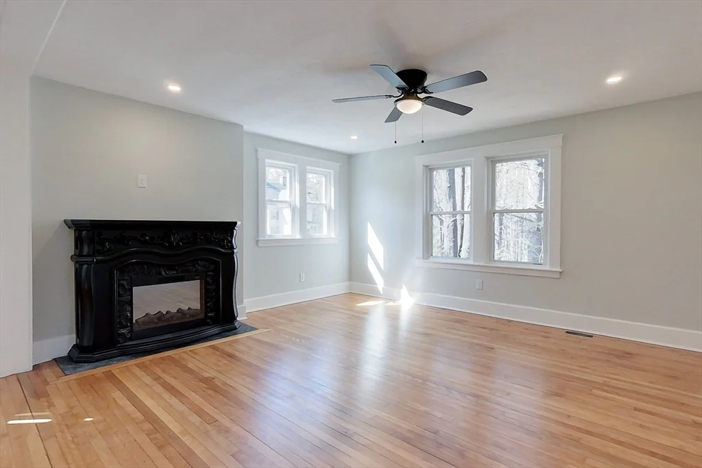 Photo of 110 Piper Rd