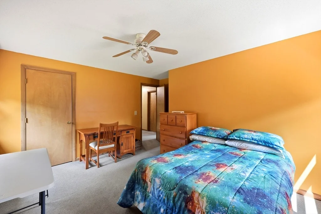 Photo of 16 Lessard