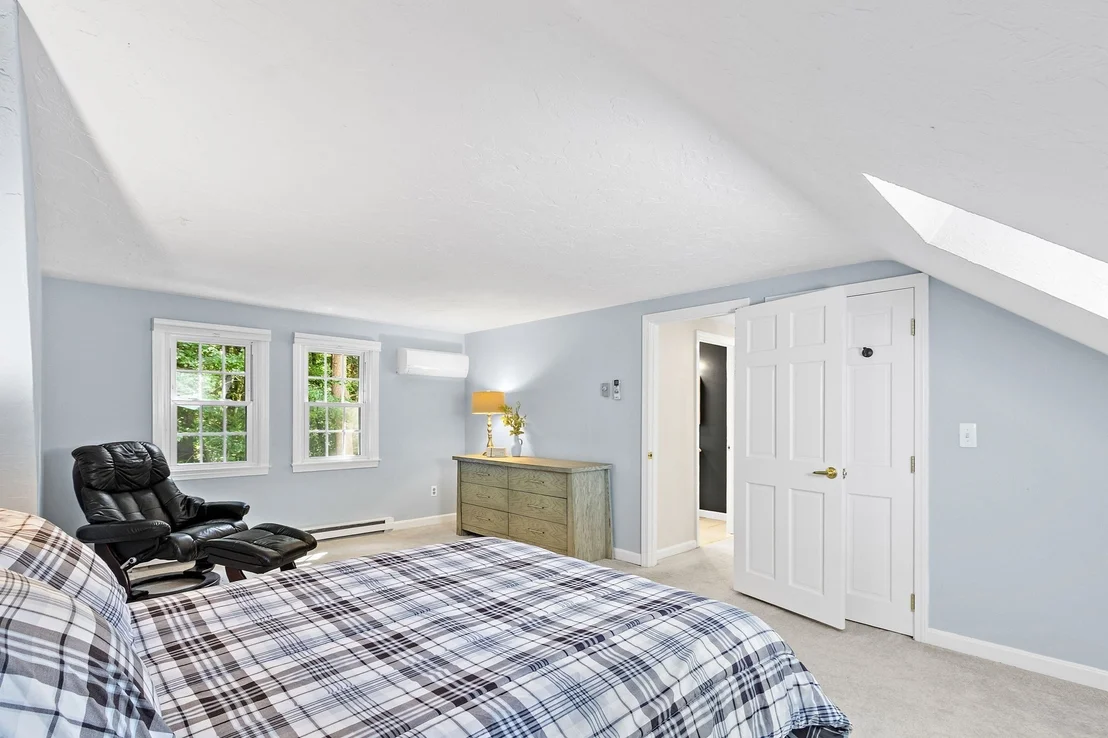 Photo of 13 Annabel Ln