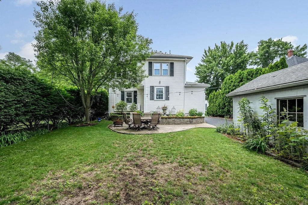 Photo of 35 Warren Avenue