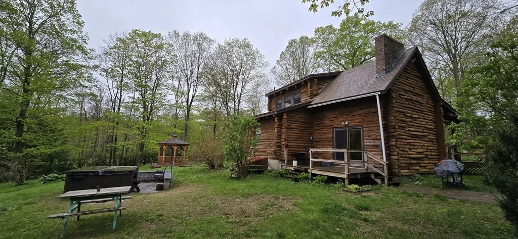 Photo of 250 Athol Rd