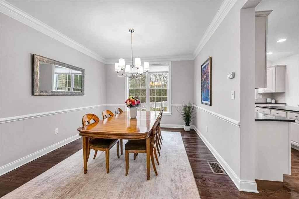 Photo of 16 York Cir