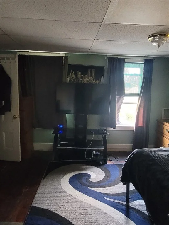 Photo of 80 Weare St.