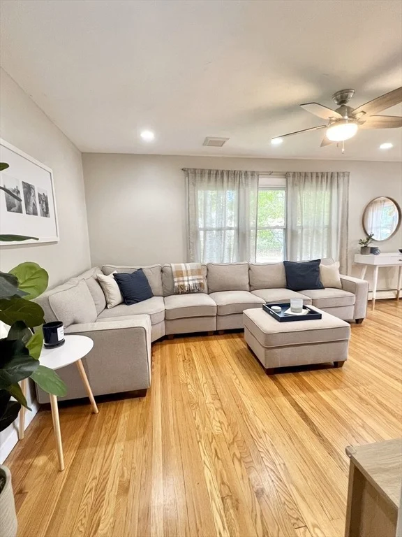 Photo of 4 Sonny's Drive