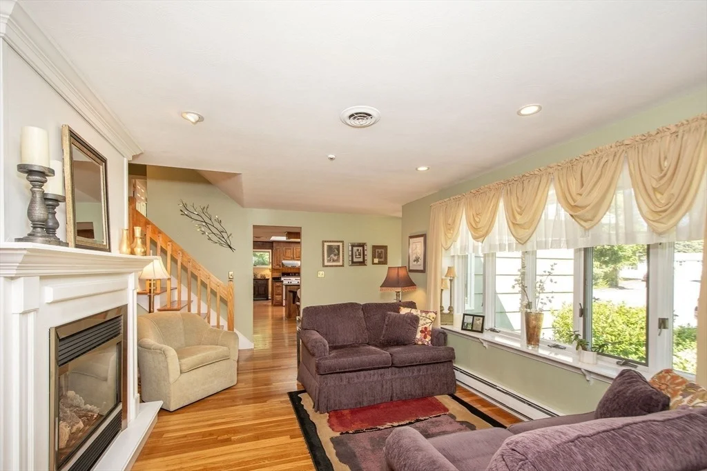 Photo of 9 Dennis Circle