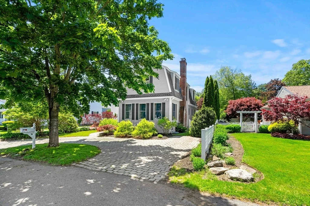 Photo of 17 Fenmere Avenue