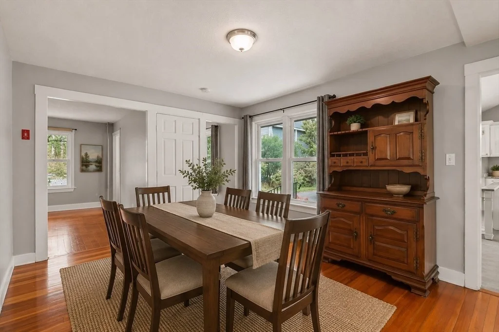 Photo of 26 Bacon Sq