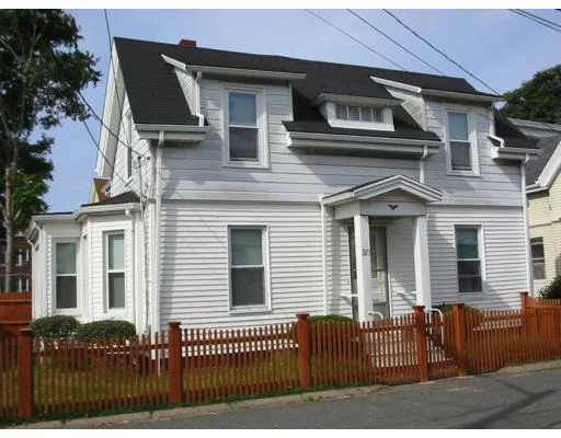 Photo of 20 Holton Place